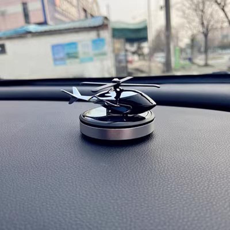 

Violent Bear Solar Car Freshener: High-End Men s Console Ornament