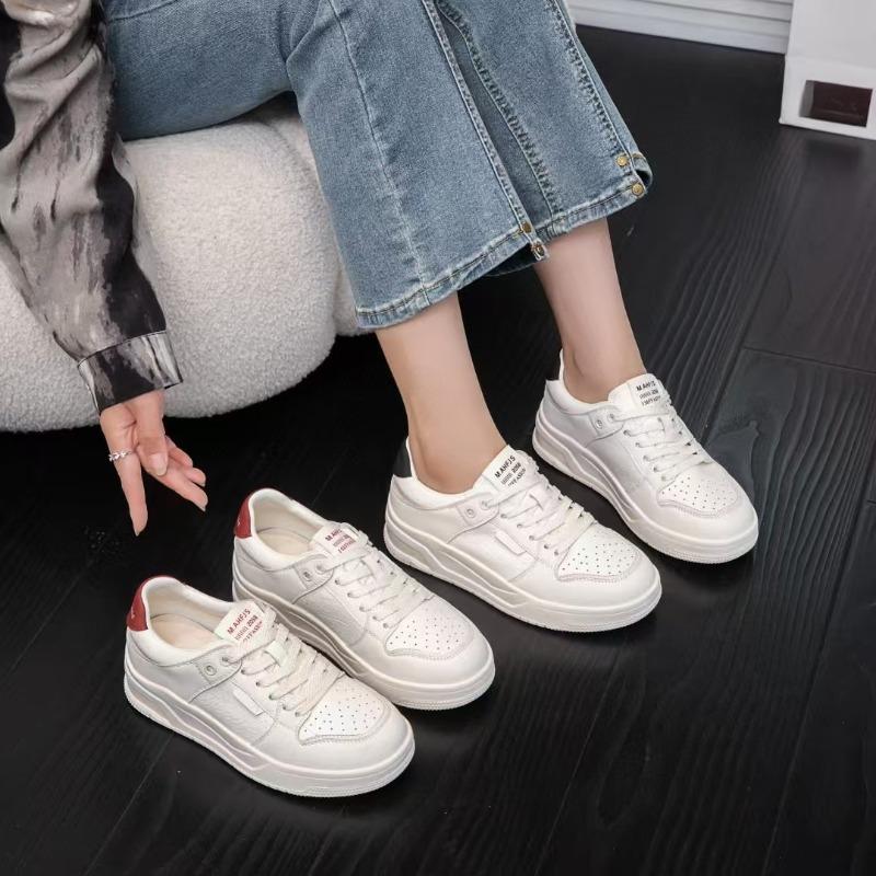 New Versatile, Lightweight, Soft-soled Casual Shoes and Thick-soled Sports Board Shoes for Women