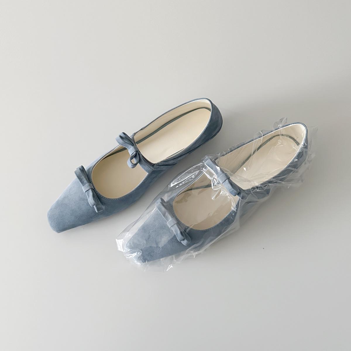 

Sheepskin version~ French gentle square head bow small single shoes women s low heel shallow mouth word with temperament Mary Jane shoes 34 синий