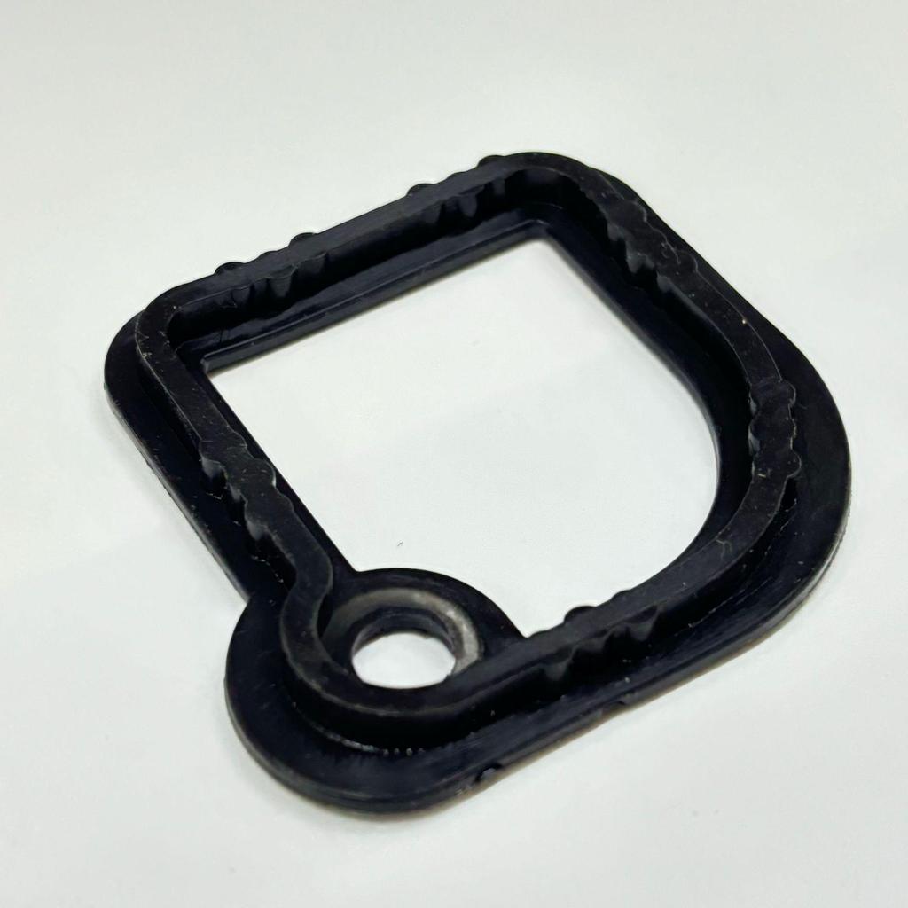 Thickened Valve Cover Gasket with Screw Holes for Ford Focus & Mondeo 08 Model (1S7G6K260AL)