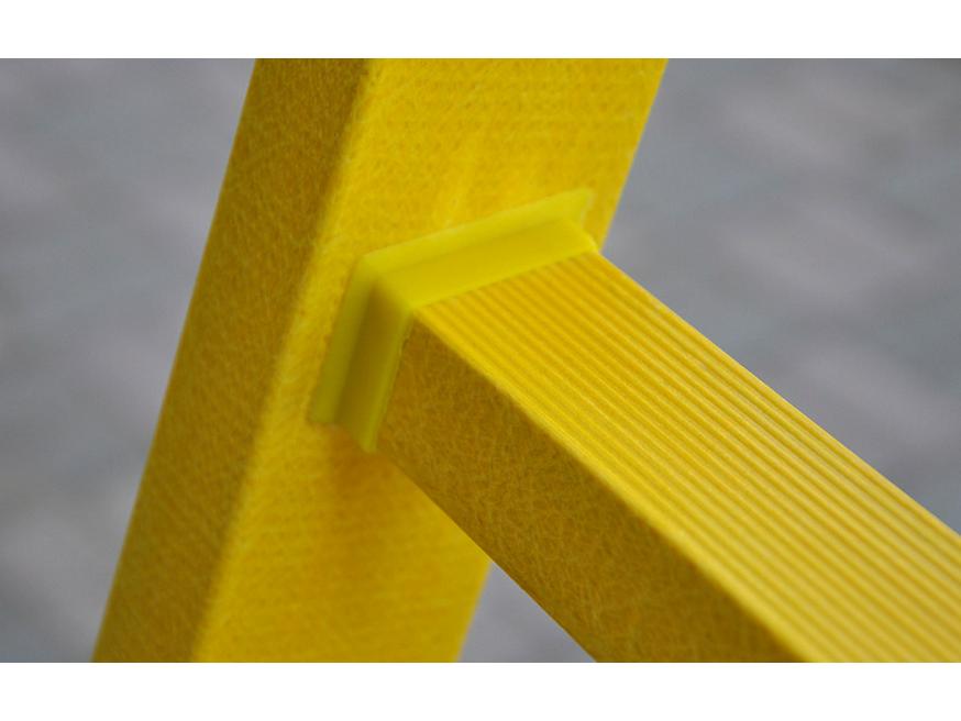 Insulated Fiberglass A-frame Telescopic Ladder for Electricians and Engineers