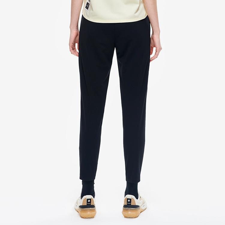 FILA Solid Color Knitted Casual Pants Women bottoms F11W228607FBK