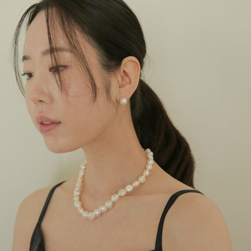 modernlike 14k Swallow Pearl Earrings