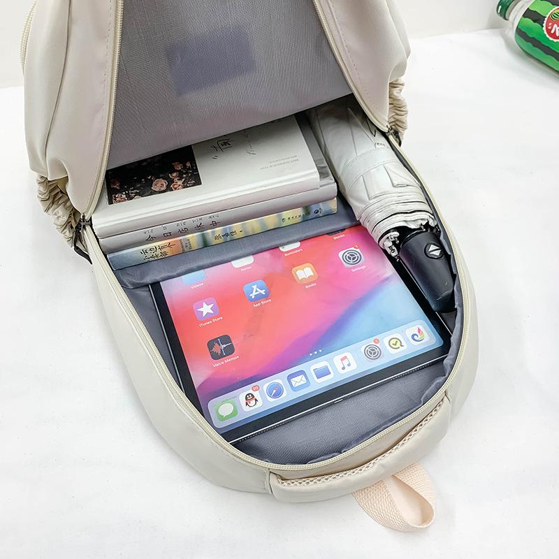 Women Casual Backpack Large Capacity School Bag Lightweight Nylon Travel Backpack Multi Pocket College Bookbag Daypack