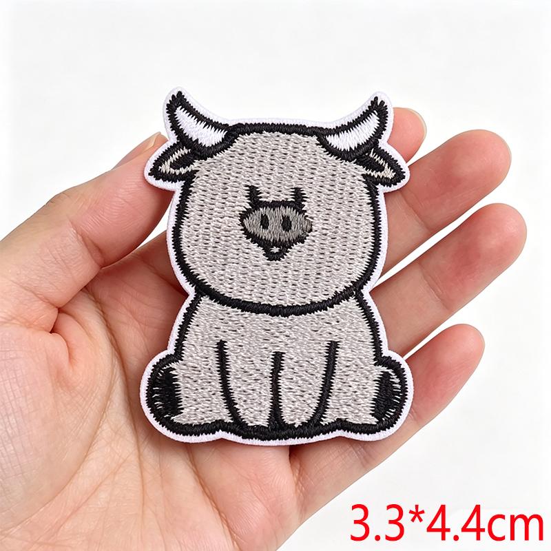 Cartoon Cute Small Animal Embroidered Iron On Patch DIY for Hats Jeans Backpack Clothing Sew Sticker Decoration Cap