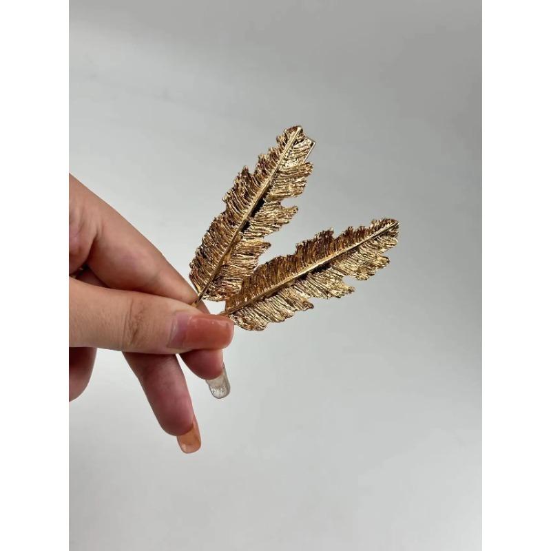 

2 шт. Модные изысканные золотые заколки-листья для волос для женщин, девушек, для вечеринок, аксессуары для волос