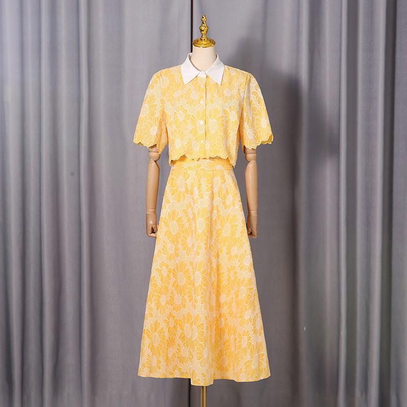 

Temperament Pastoral Style Three-dimensional Lace Suit Women s Irregular Short Shirt + Skirt M жовтий