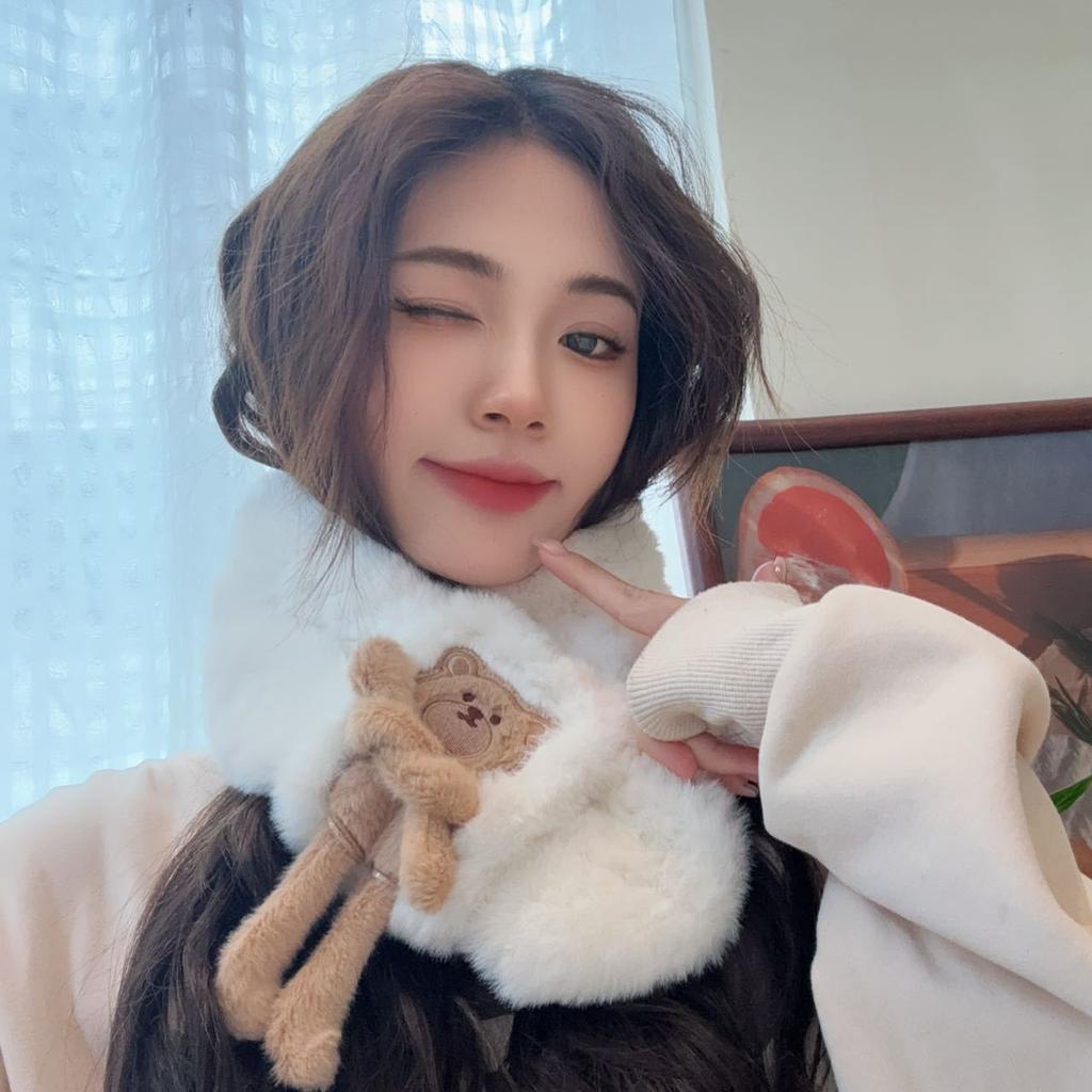 Cute three-dimensional bear rounded corners embossed soft girl scarf female autumn and winter girl Japanese and Korean version student versatile scarf
