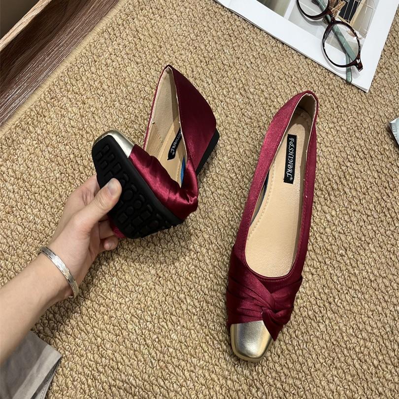 Gentle Fairy Style Single Shoes Spring 2025 French Temperament Elegant Satin Square Head Light Mouth Thick Heel High Heels Women