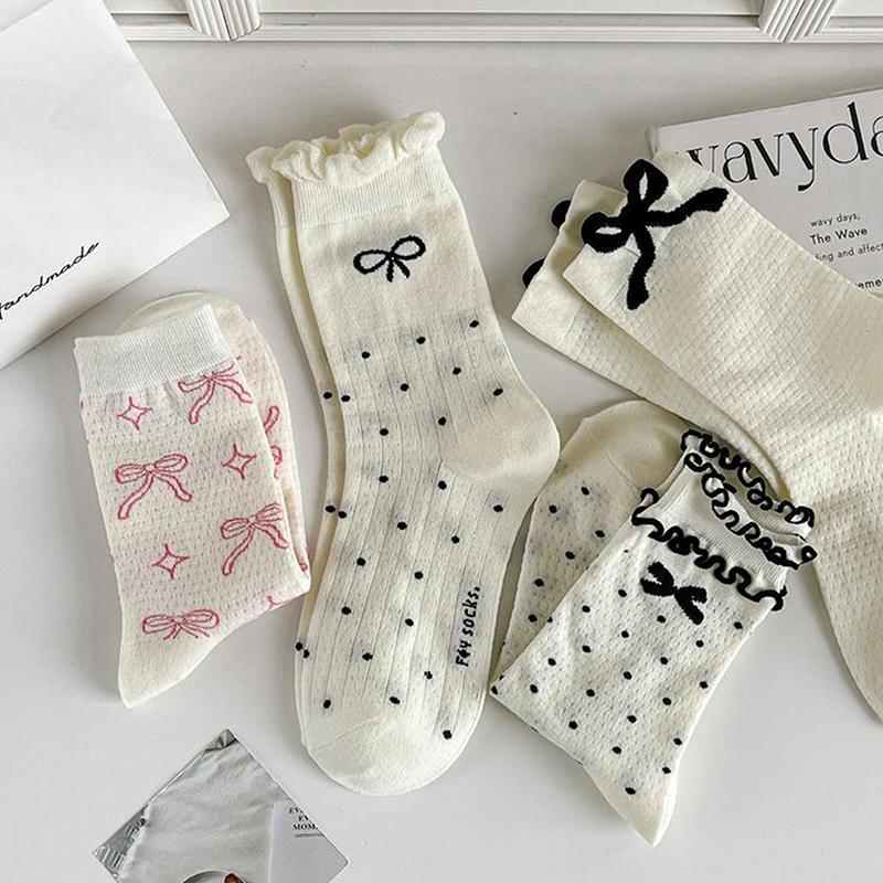 Kave 2024 Spring/Summer Sweet Lolita Ballet Style Ultrathin Breathable Socks For Women Lace Bow Piles Of Socks Wholesale
