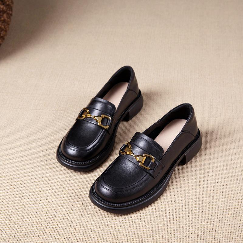 First layer cowhide loafers women's spring and autumn commuting new rubber sole British style work versatile small leather shoes women's shoes