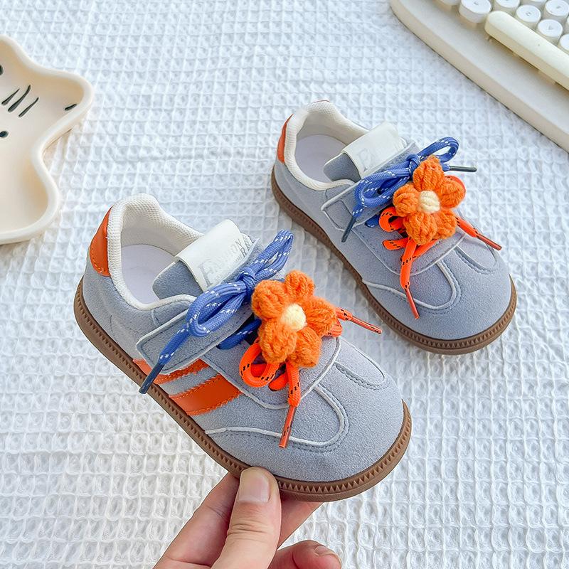 

Girls German training shoes 2025 autumn new Korean version comfortable foreign style children s bow soft-soled casual sports shoes 30