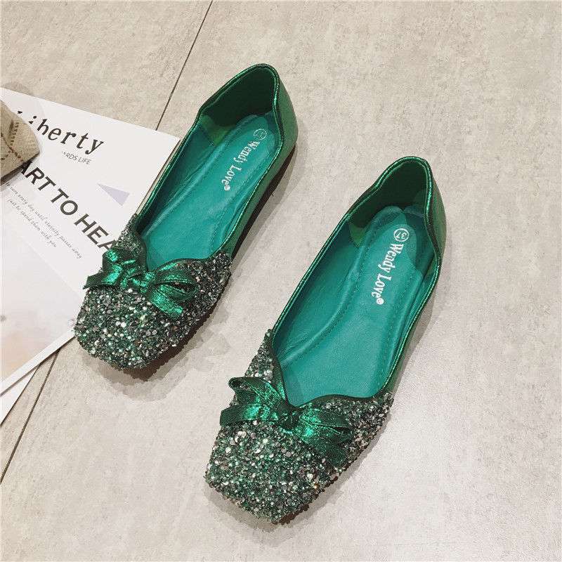 2025 spring new wedding shoes toasting shoes Korean version sequined red four-season single shoes square head large size women's shoes flat shoes