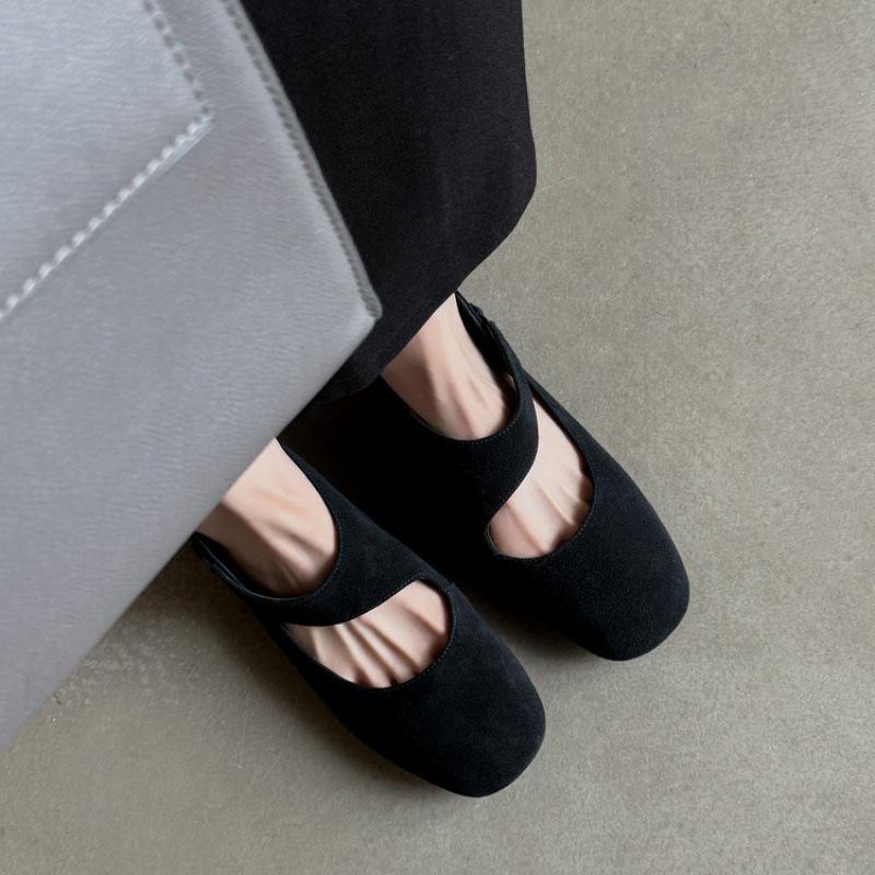 

Four seasons wear single shoes women s new cowhide lazy shoes non-slip cowhide soles large size low-top shallow mouth soft-soled sheepskin women s s 40 чёрный