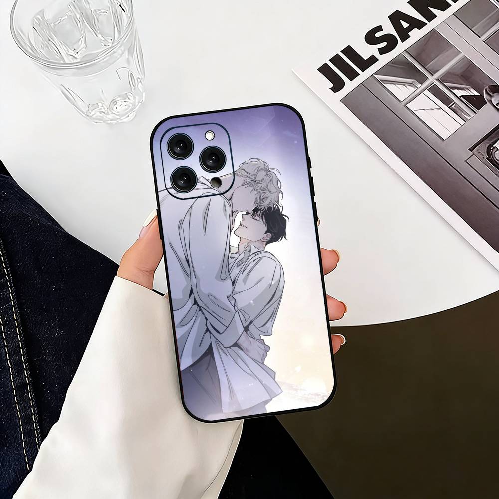 

R-roses and C-champagne Phone Case For iPhone 17,16,15,14,13,12,11 Plus,Pro Max,XS,Soft Silicone Black Cover iPhone13PRO