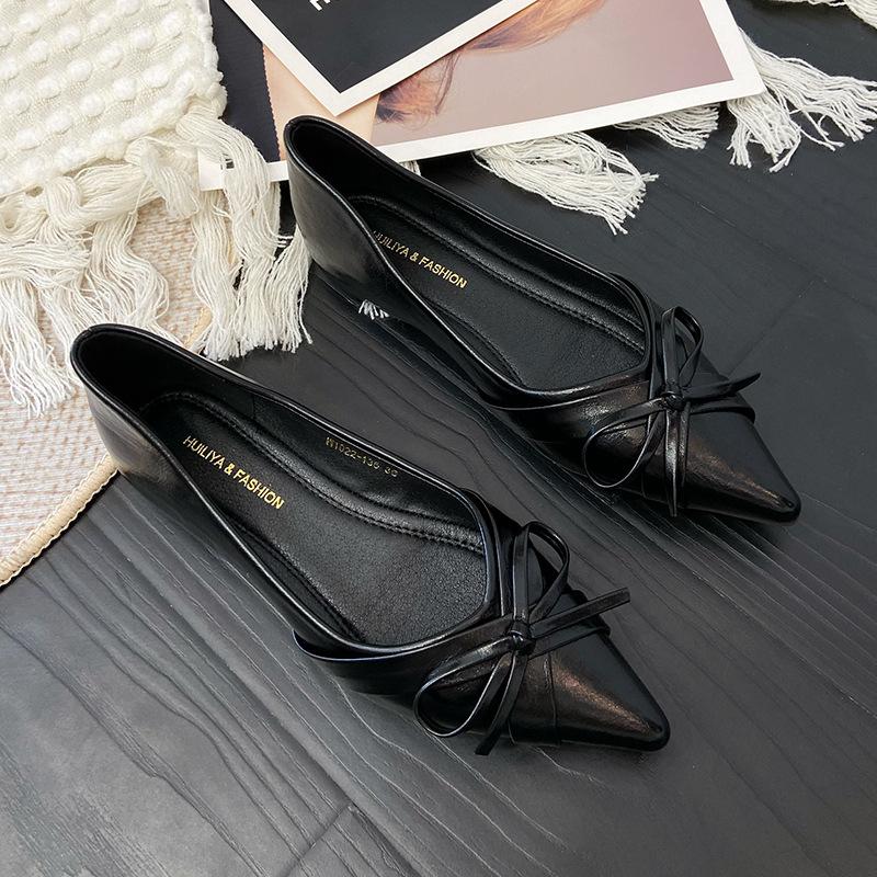 Woman Flat Shoes Fashion Pointed Toe Elegant Butterfly Knot Casual Comfort Soft Slip on Shoes Spring New Simple Versatile Flats