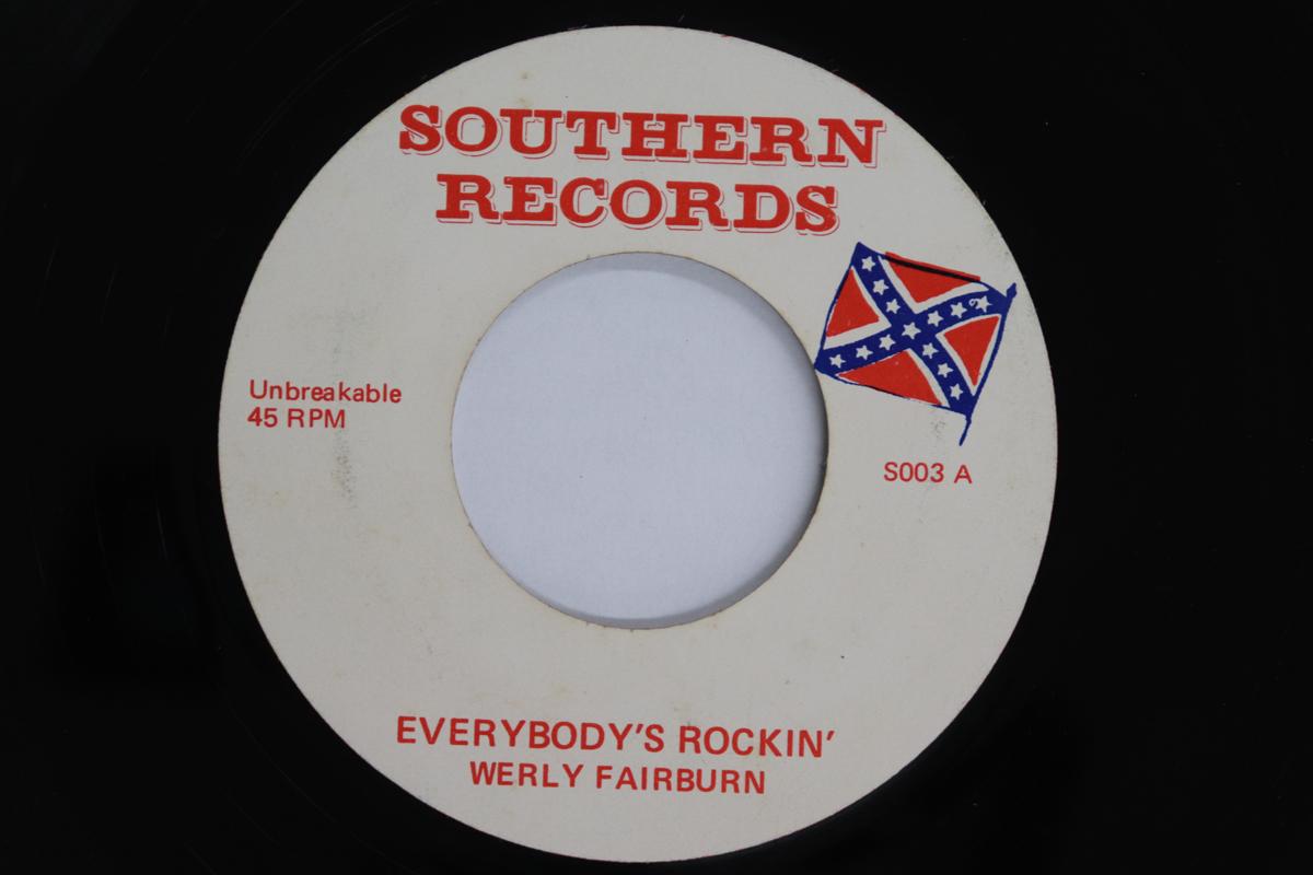 

7-дюймовая пластинка WERLY FAIRBURN - Everybody s Rockin / My Heart s On S003 SOUTHERN RECORD UK Рок Б/У