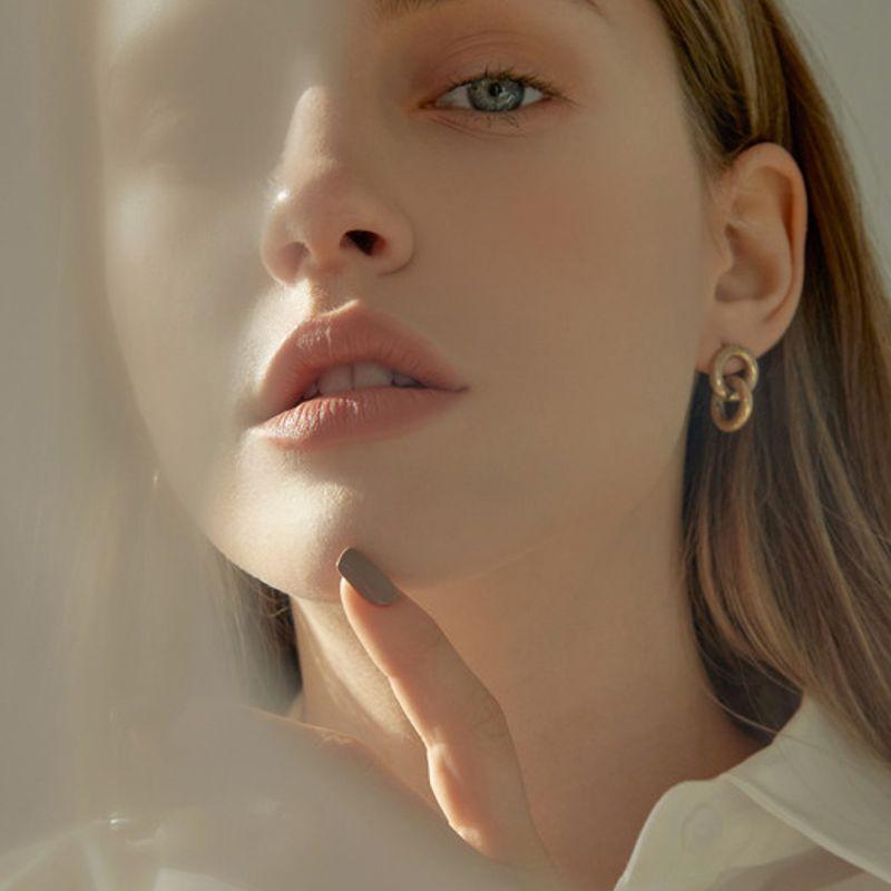 Narcissus Mood Layer Lipstick 102. MOOD FOCUS