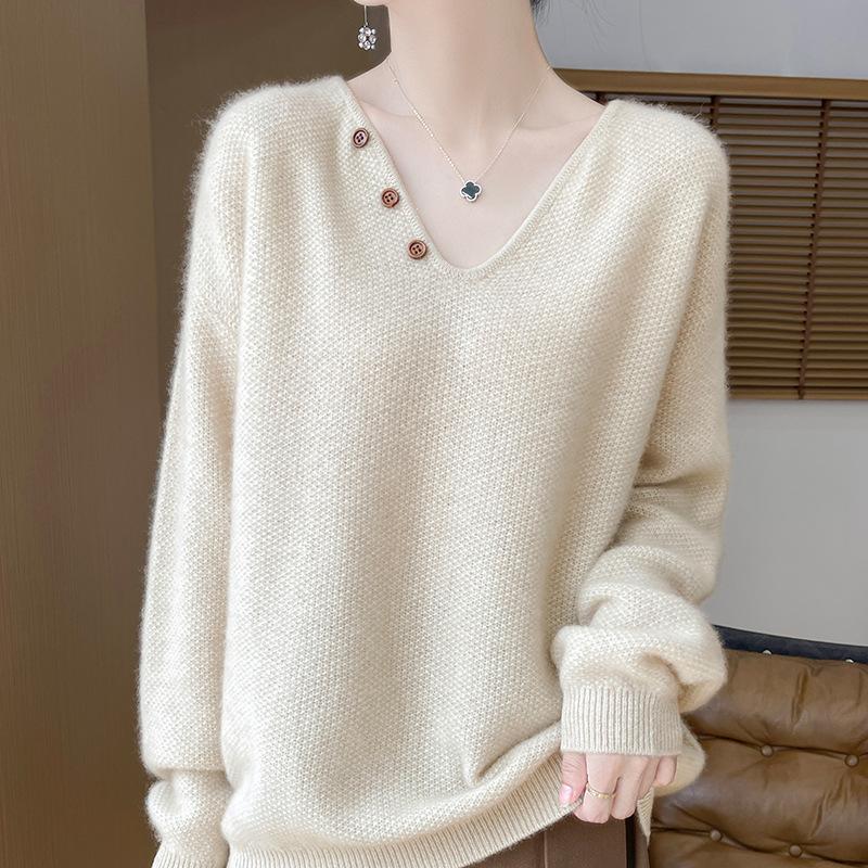 Autumn and winter new simple and versatile soft waxy bottoming knitted sweater women's loose and thin solid color V-neck pullover sweater