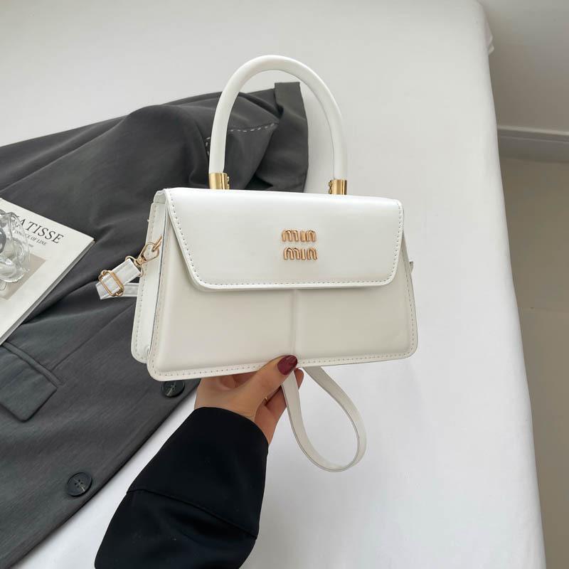 Fashion Texture Niche Bag Women's New Popular Hand Carry Small Square Bag New Trend Solid Color Versatile Messenger Bag