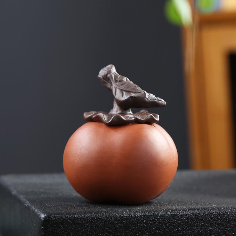 Creative Purple Clay Color-Changing Persimmon Tea Pet Ornament - Ruyi Tea Ceremony Accessory