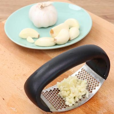 Garlic Press Stainless Steel Garlic Chopper Crusher Kitchen Accessories Vegetable Garlic Squeezer Masher Long Handle Mincer