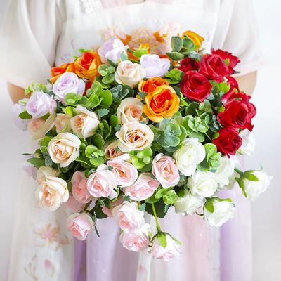 Decorazioni per la casa – Ghirlande e fiori artificiali