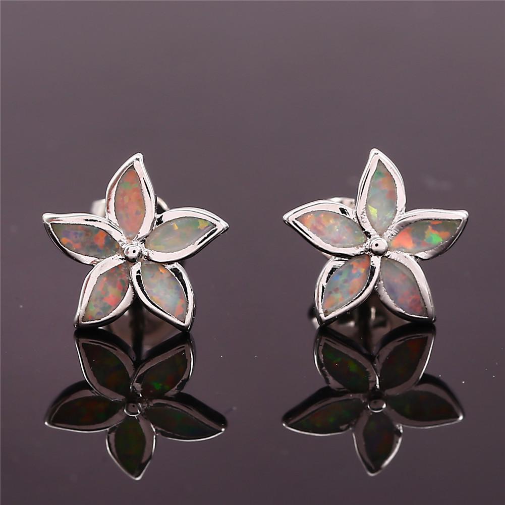 Fashionable Commuting Cute Five Petal Flower Earrings Small and Fresh