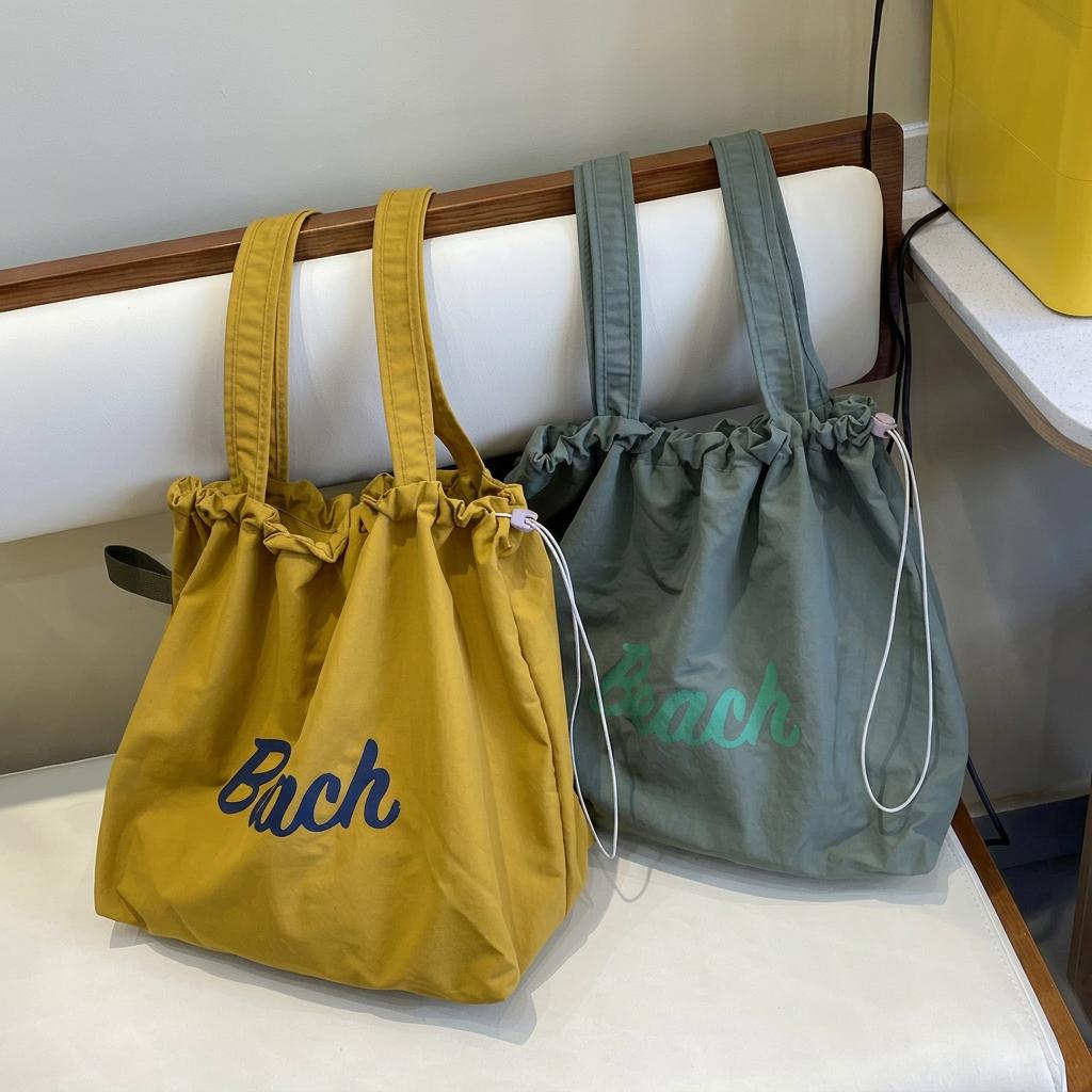 Tasche mit Buchstabendruck Bequeme Kordelzugtasche Große Kapazität Lässige Tasche Weich Zum Ausgehen Kurze Ausflüge Reisen