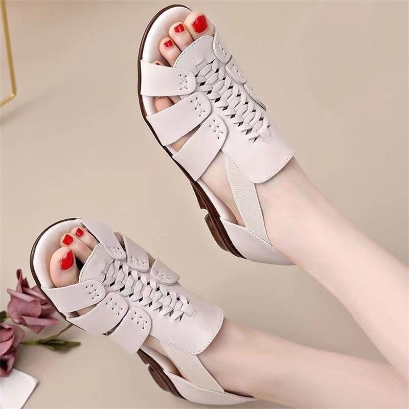 Trendy Women's Sandals 2024 New Design Cross Strap Flat Bottom Anti Slip Soft Sole Versatile Fish Mouth Sandals Zapatos De Mujer