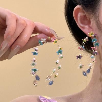 Glas-Pailletten-Fransenblumen-Ohrstecker, kleiner frischer Design-Ohrstecker, hochwertiger Frühjahrs- und Sommer-Modeohrstecker, Damen