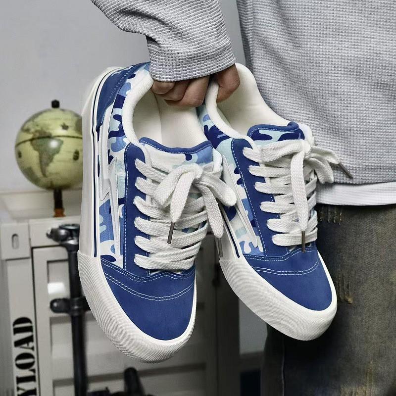 Mens Canvas Sneakers Low Top Casual Shoes Slip-on Style Streetwear Skateboarding