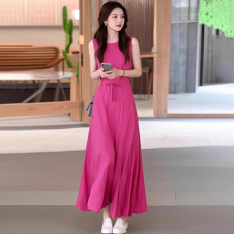 Dopamine 2026 Rose Pink Sleeveless Slim-Fit Elegance Women's Summer Dress