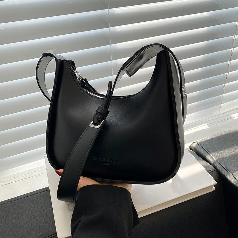 Small Designer Women's Black Bag Simple Retro Crossbody Bags Luxury Pu Leather Female Handbags Pure Color Bucket Shoulder Bag