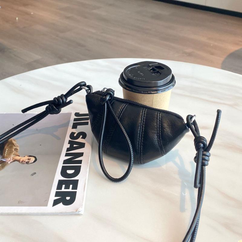 

Женская кожаная сумка на одно плечо, универсальная сумка для сменных вещей чёрный