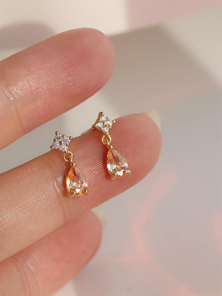 Xin Zhe Mei Gold-Plated S925 Silver Stud Earrings for Women with Light Orange Water Drop Zirconia Gold Pair (with Silver Ear Plugs)