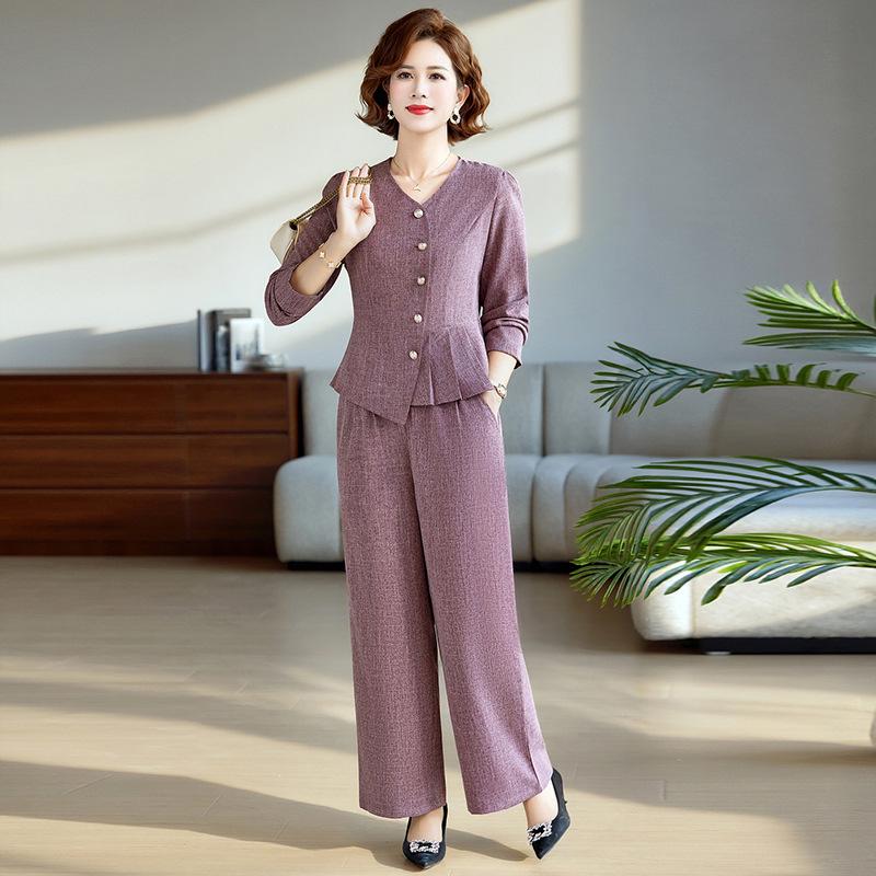 

Elegant Spring Two-Piece Set for Moms: Stylish Long-Sleeved Top for Middle-Aged Women - Dignified and Fashionable for Spring/Autumn 2026. 2XL