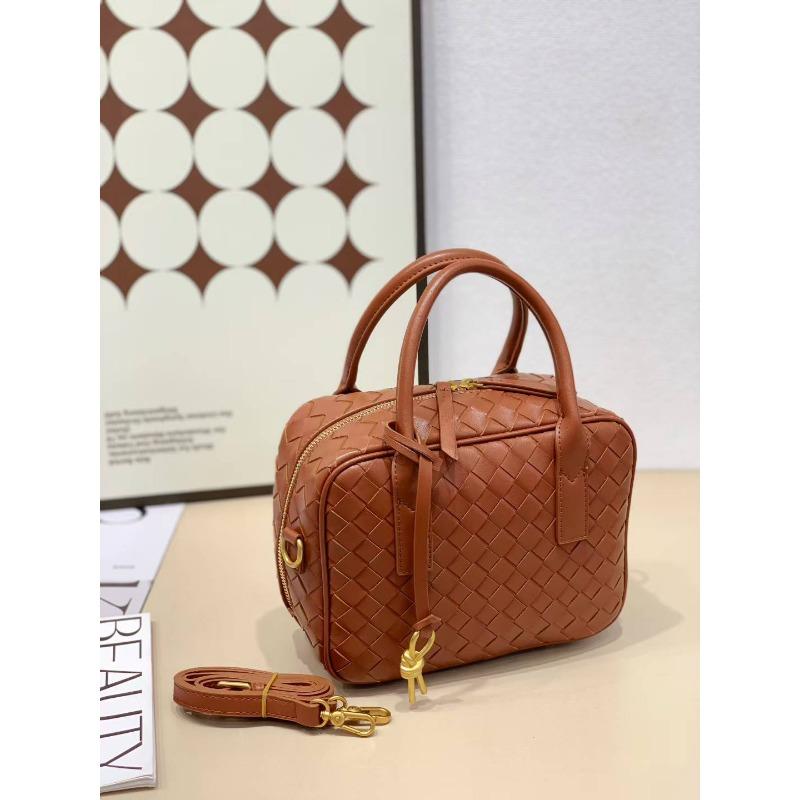 

Дом Новая плетеная портативная маленькая квадратная сумка Классическая большая вместимость плечевая сумка кроссбоди сумка с двойными ручками 23 * 9 * 17CM (ordinary no words) коричневый