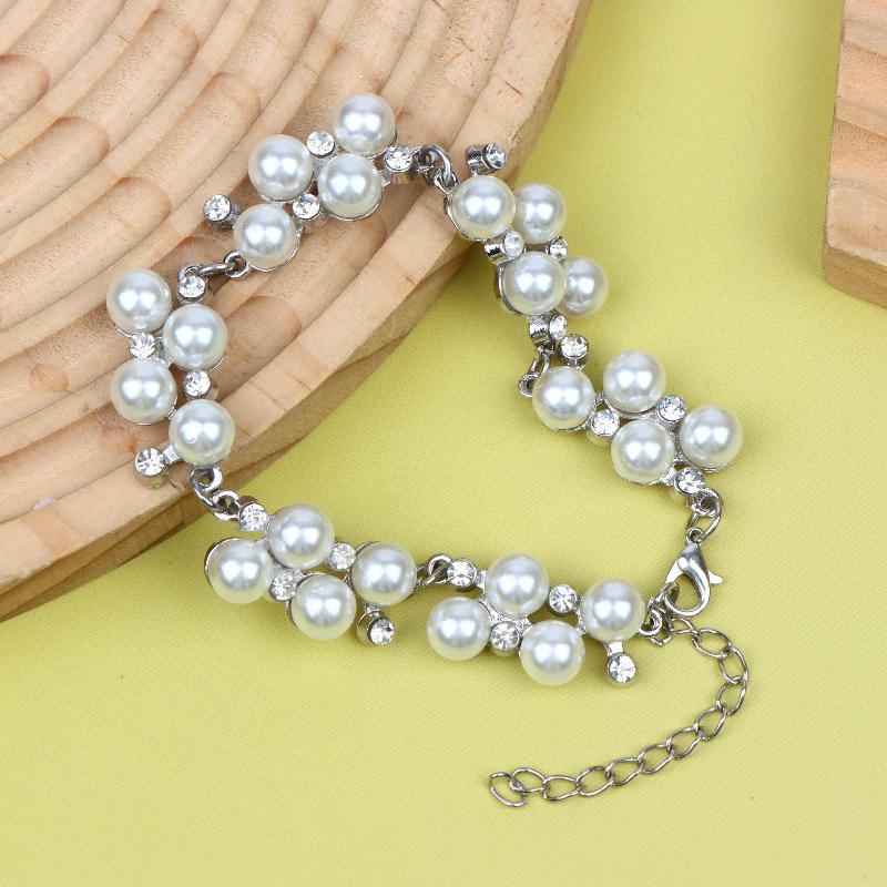 Fashion Imitation Pearl Rhinestone Bracelet Adjustable Chain Vintage Faux Pearl Bangle For Women Wedding Party Daily Jewelry