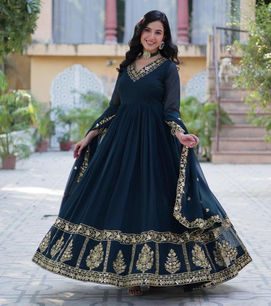 Vestido de diseñador confeccionado con dupatta, conjunto de fiesta, Bollywood, étnico, kurti, indio, pakistaní