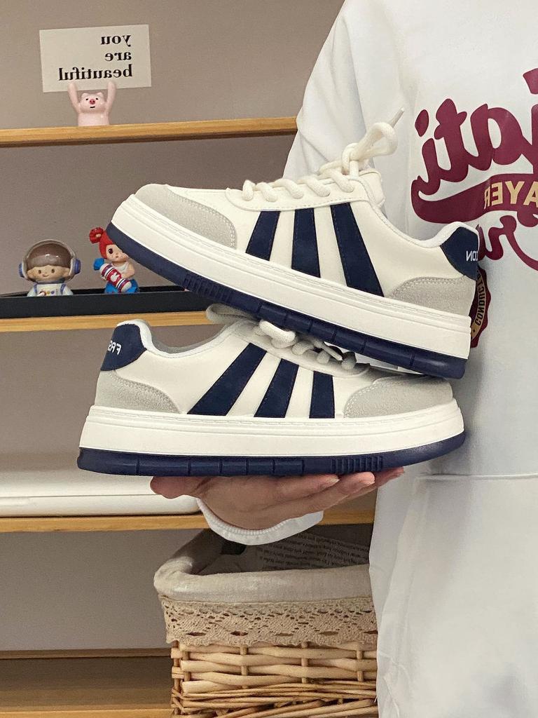 New Korean milk little white shoes women's 2025 spring and autumn thick-soled niche design casual board shoes round head bread shoes