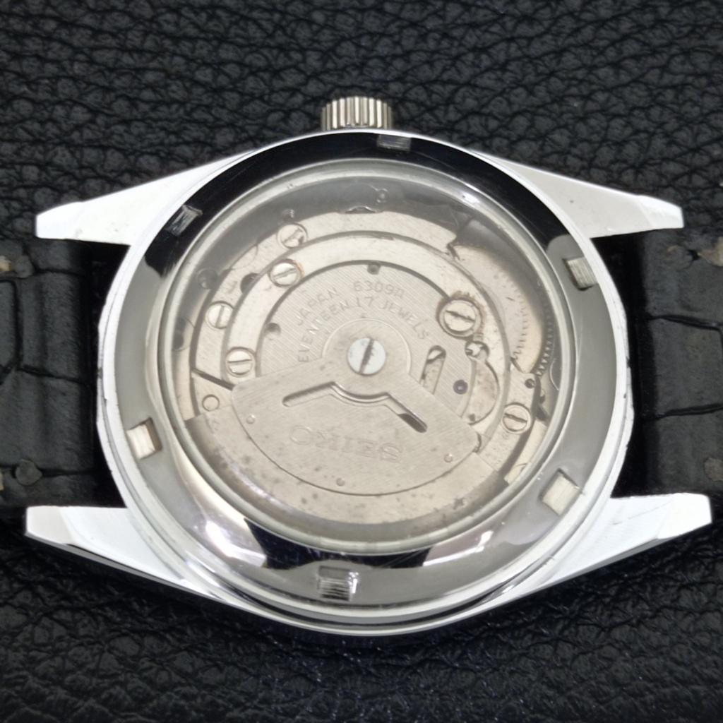 VINTAGE SEIKO 5 AUTOMATIC REFURBISHED JAPAN MENS BLACK DIAL WATCH A440597-4 Sk-a440597