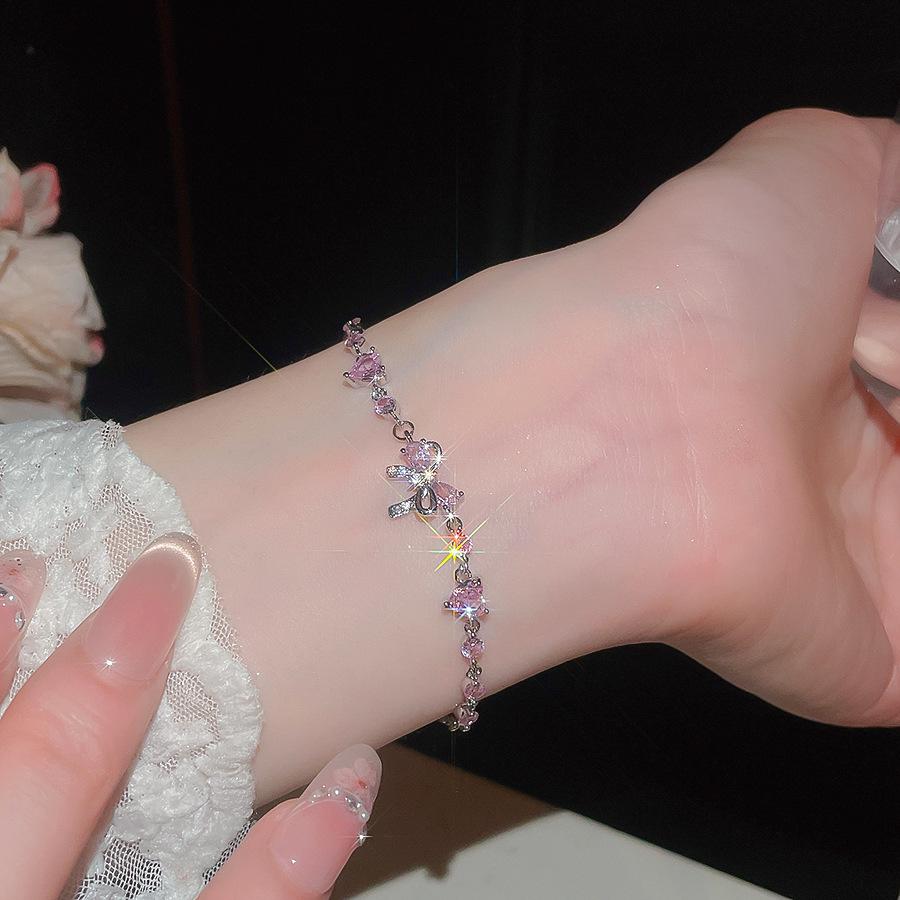 Exquisite Zirconia Bow Heart Bracelet: High-End, Versatile, Dopamine Sparkle for Women