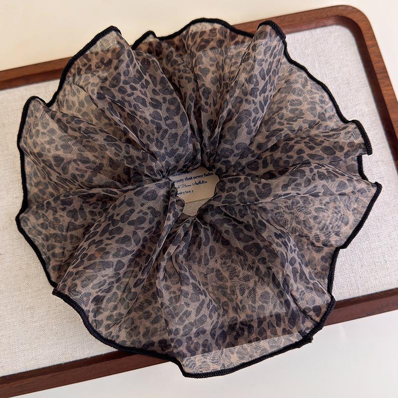 Fashion Retro Wrinkle Chiffon Scrunchies for Women Girls Sweet Temperament Fashion Exaggerated Hair Band Hair Accessories