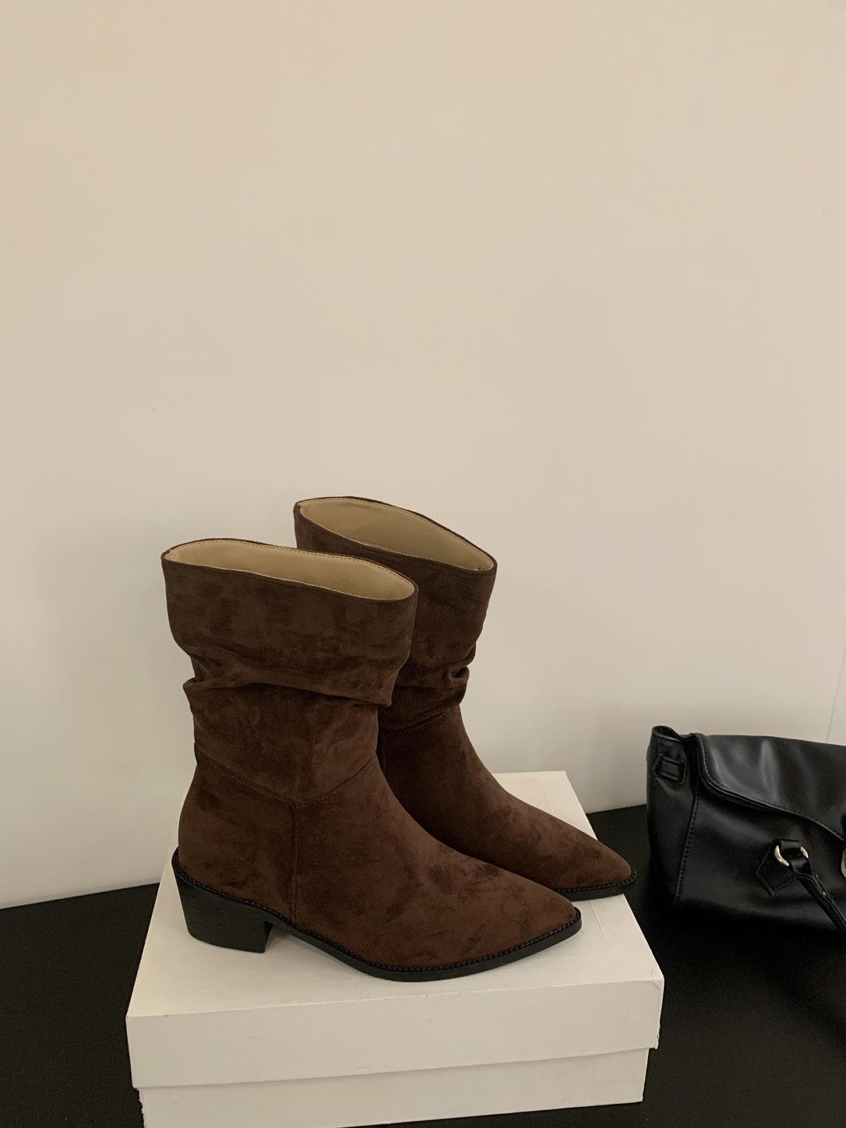 

Retro suede pointed pile boots western cowboy boots women s 2025 new boots but knee thick heel knight boots 40 коричневий