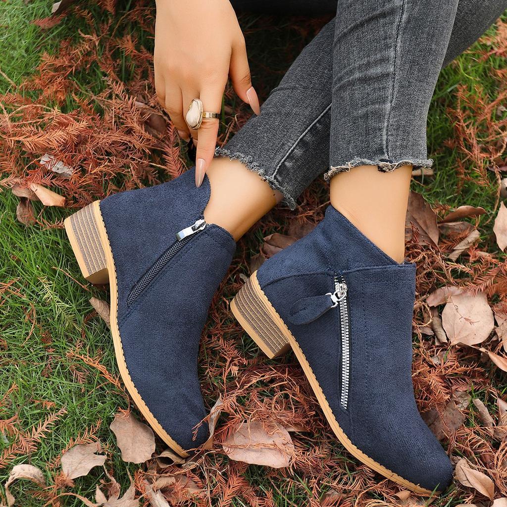 Flat bottom large size suede Martin boots women's 2025 autumn and winter new round head low heel double zipper British short boots