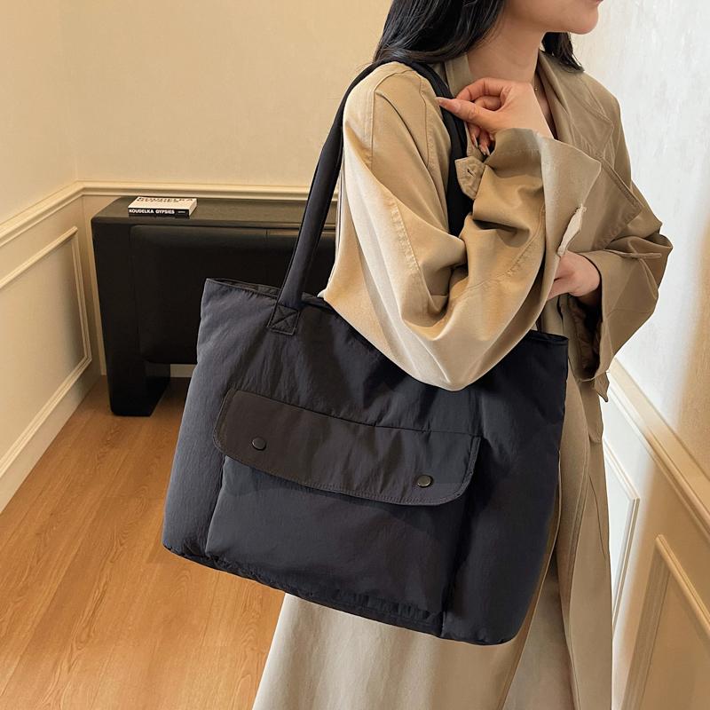 Minimalist Solid Color Tote Bag for Women – Large Capacity Shoulder Bag with Front Pocket – Perfect for Daily Use, Shopping, and School