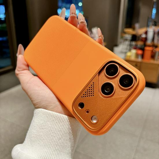 Liquid Silicone Magnetic Phone Case for iPhone 17 Pro Max with Apple 16 Aluminum Dot Matrix Design