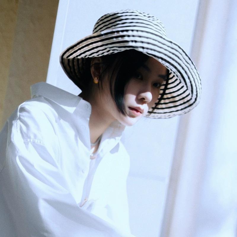 Temperament Versatile Webbing Striped Big Brim Sunshade Sunscreen Bucket Hat Women