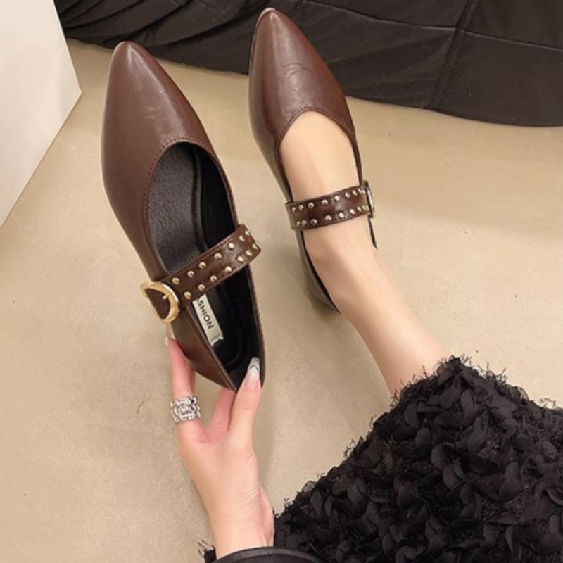 Autumn New Flat Shoes Women's Fashion Pointed Head Shallow Mouth Rivets Soft Sole Anti-slip Wear-resistant Low-top Shoes